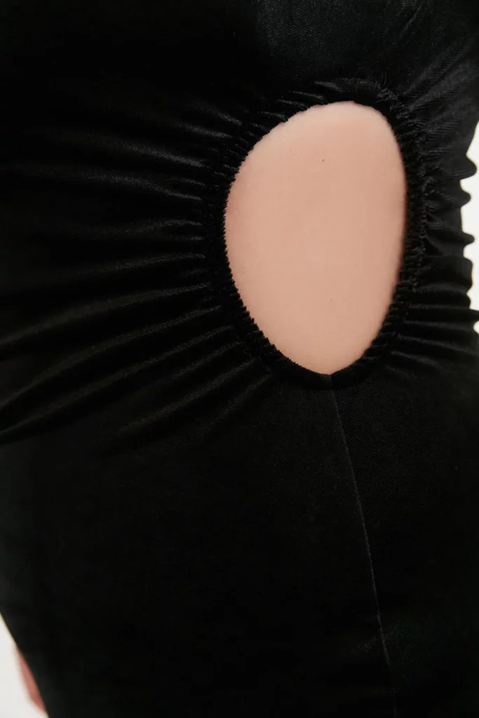 Ethio Shop Curve Black Cut Out Detailed Knitted Velvet Dress